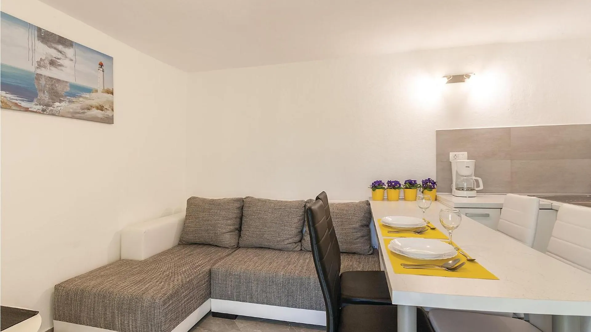 Nice Apartment In Pula With Kitchen